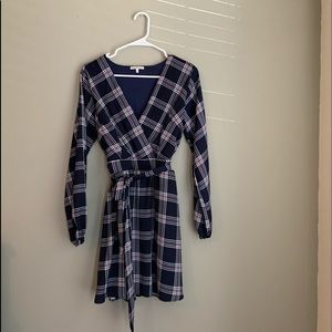 Patterned blue dress